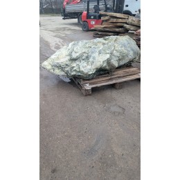 Эксклюзивный Камень Змеевик "Обломок"