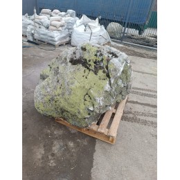 Эксклюзивный Камень Валун Гранит "Двухликий"