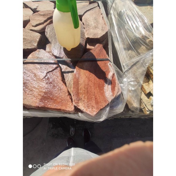 Галтованный плитняк песчаник малиновый