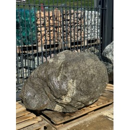 Эксклюзивный Камень Валун Гранит "Дельфин"