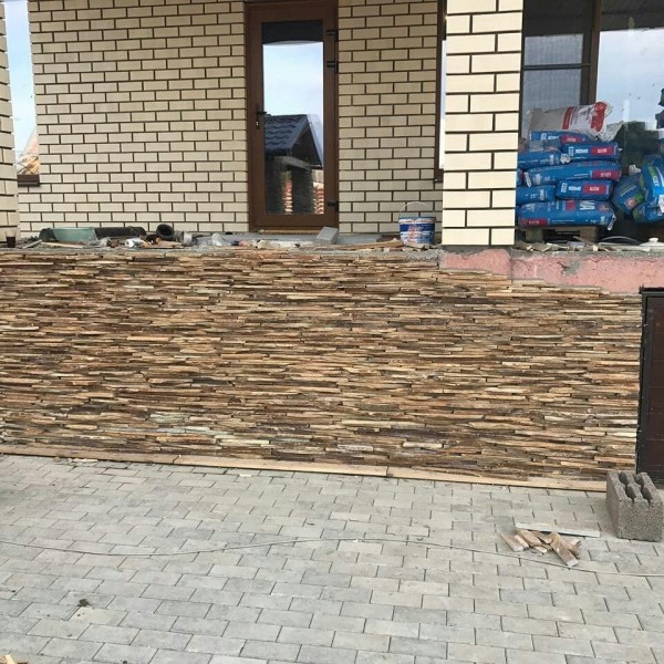 Обрезь из природного камня Златолит (Горбушка)