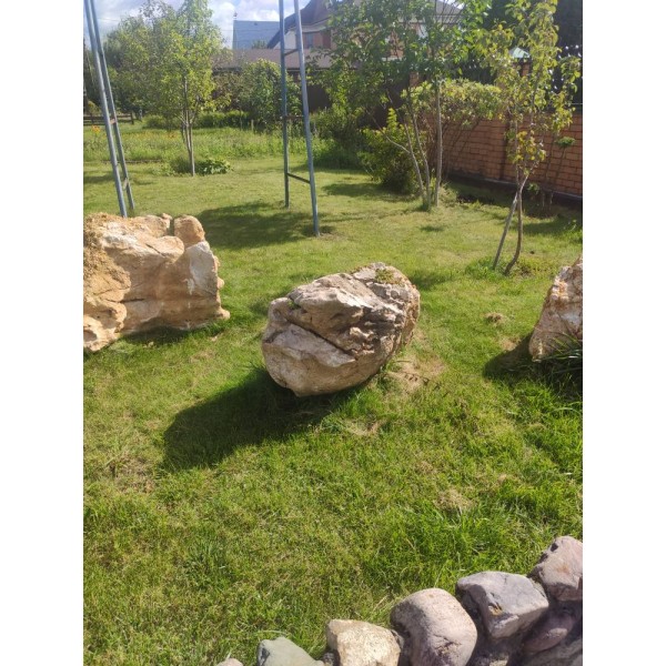 Природный камень бутовый Адыгейский мрамор