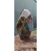 Полированный камень Офит с лимонитом 